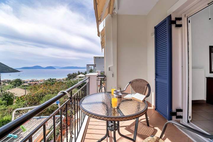 Hel studio-lejlighed, Studio Apartment 'Panorama 2' with Sea View, Wi-Fi and Air Conditioning in Grækenland