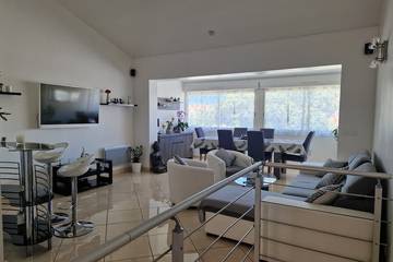 Location de vacances pour 5 personnes, avec balcon et jardin à Sainte-Marie-la-Mer