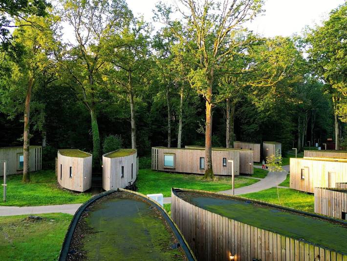 Lodge voor 2 personen, with zwembad and tuin as well as terras in België