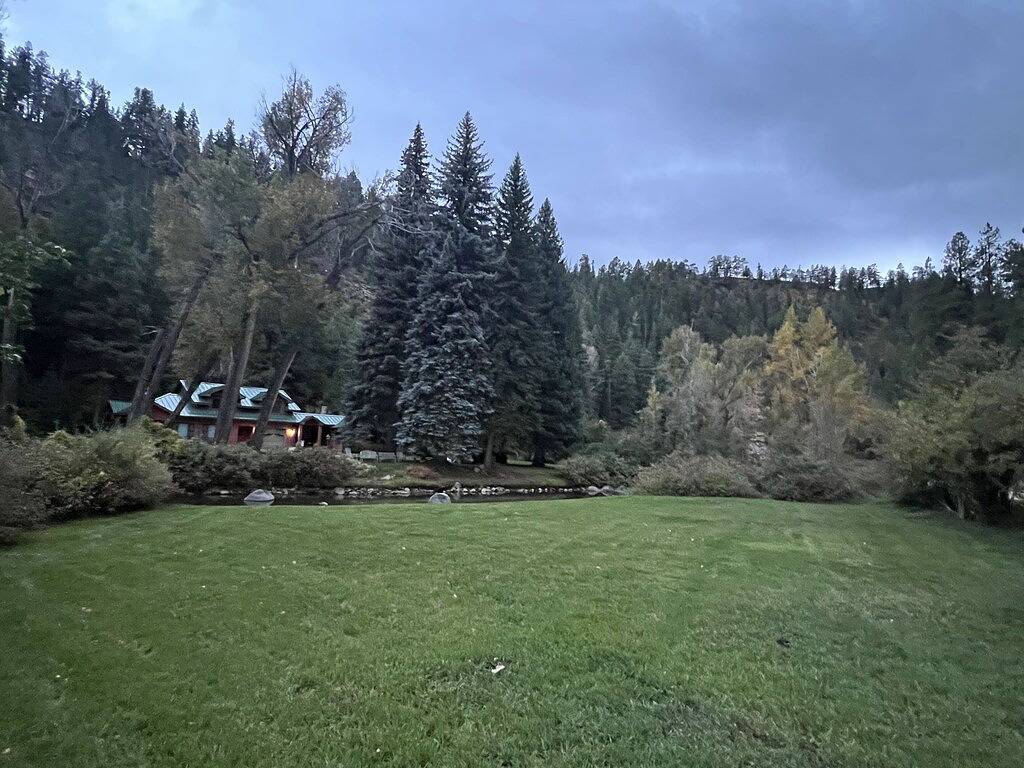 Riverfront (600 Fuß), 3. 65 Acres, Park wie Einstellung - 2 Schlafzimmer in San Juan National Forest