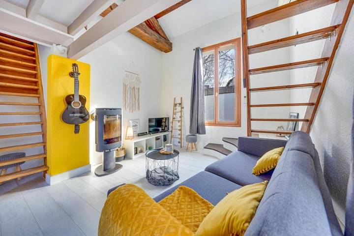 Apartamento de vacaciones para 6 personas, con jardín y jacuzzi - 1
