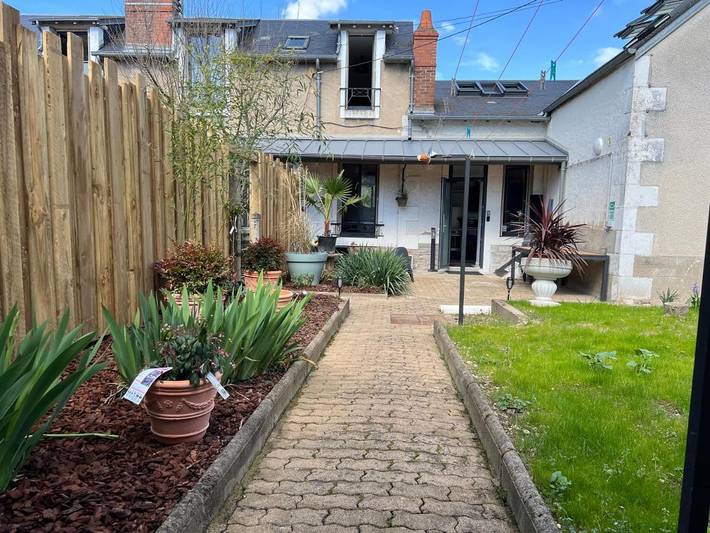 Location de vacances pour 9 personnes, avec terrasse, adapté aux familles à Bourges - 2
