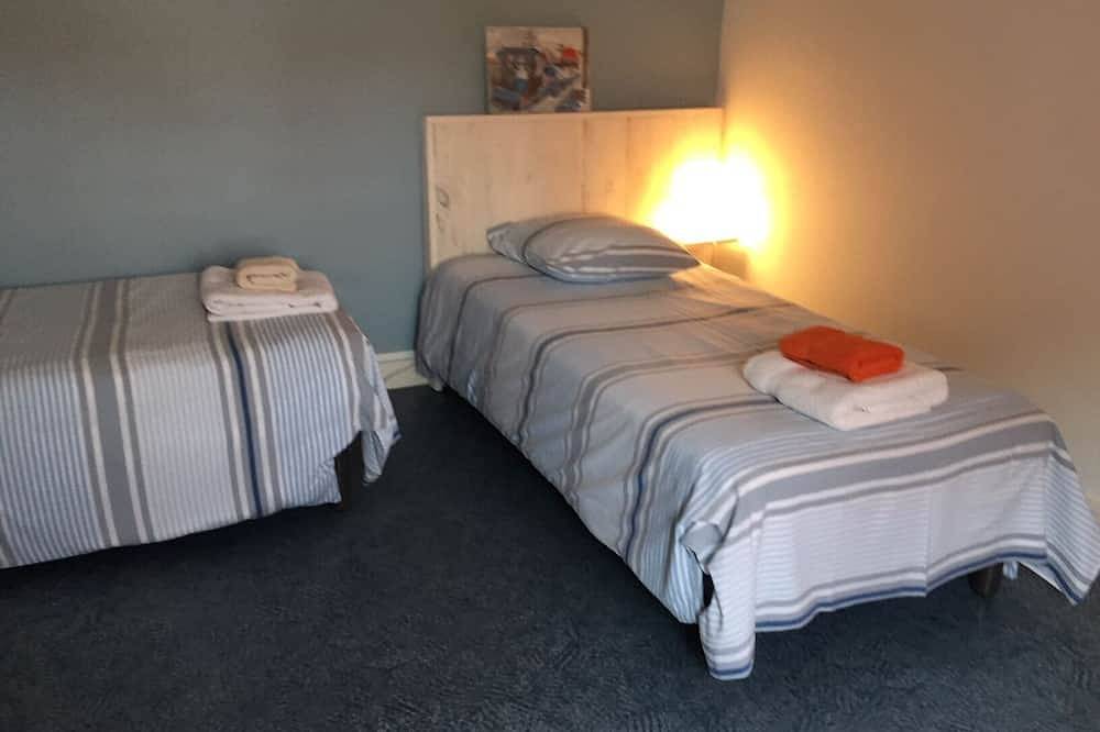 Traditionelles Chatelaillonnaise-Haus, 2 Schlafzimmer, großer Garten, 10 Gehminuten vom Strand entfernt in Châtelaillon-Plage, La Rochelle und Umgebung