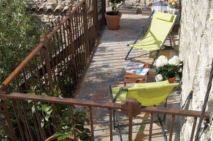 Juniorsuite-Suite-Ensuite mit Bad-Blick auf den Fluss-Suite Pamparigouste 1er in Villeneuve-lès-Avignon, Nimes und Umgebung
