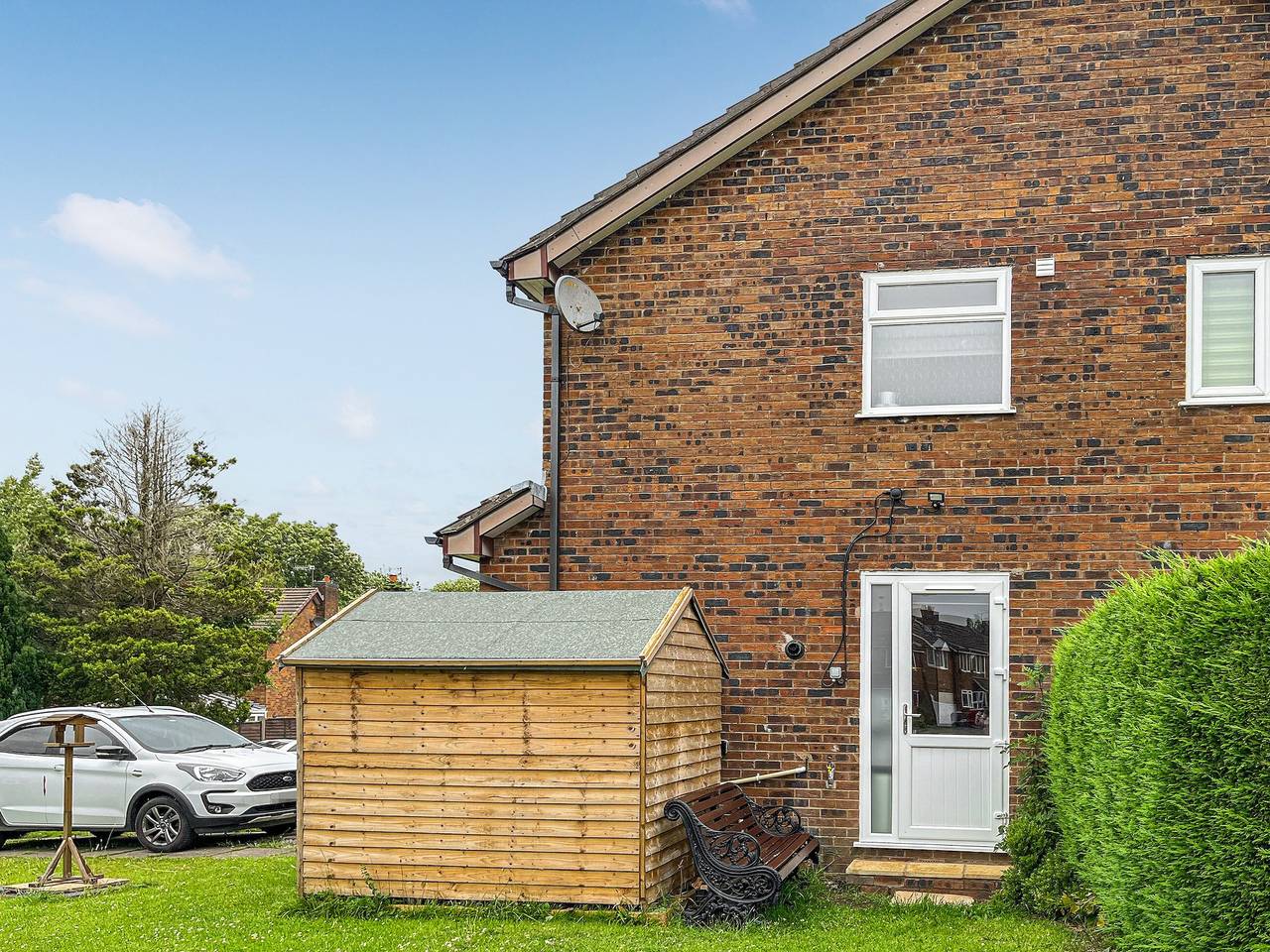 Pennies Retreat in Glossop, Derbyshire