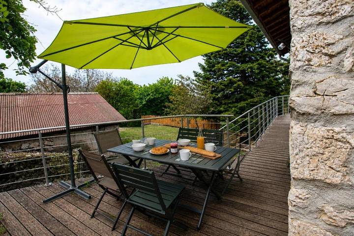 Location de vacances pour 8 personnes, avec terrasse et vue à Saint-André-en-Royans - 2