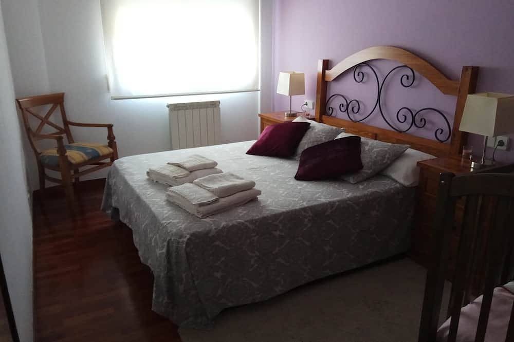 Entire apartment, Modern and bright, 2 rooms, all comforts. Pontevedra city in Pontevedra City, Rías Baixas