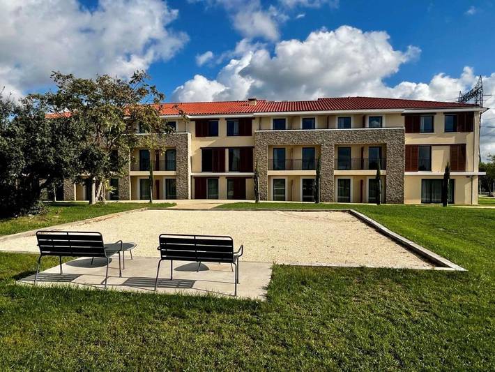 Hôtel pour 2 personnes, avec jardin et piscine, animaux acceptés à Cabriès - 3