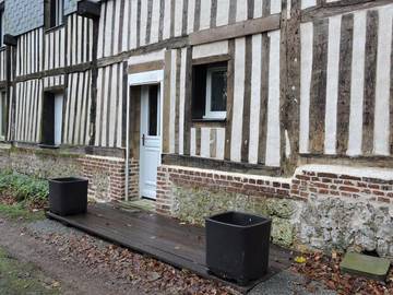 Gîte pour 2 personnes, avec terrasse et jardin, animaux acceptés dans Parc naturel régional des Boucles de la Seine Normande