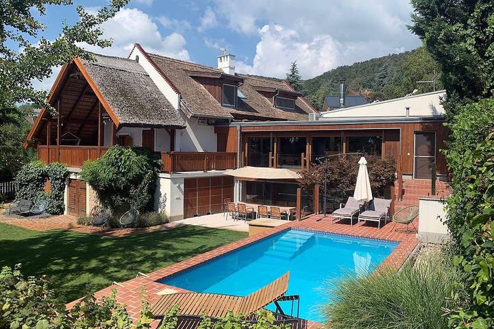 Villa für 10 Personen, mit Sauna und Garten am Balaton