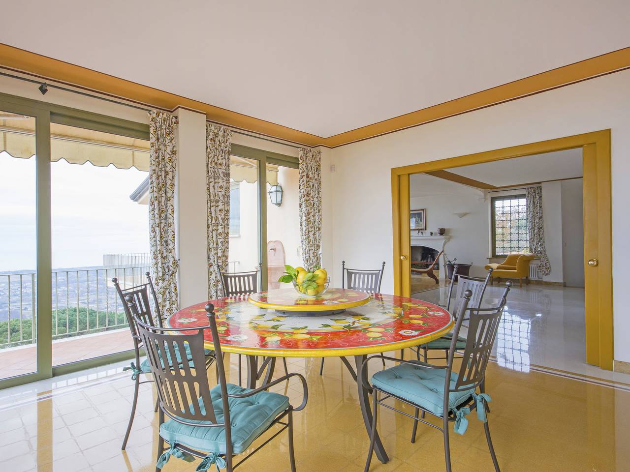 Delfina in Montignoso, Italienische Riviera