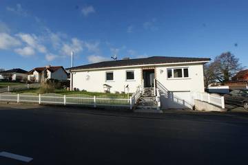 Bungalow für 4 Personen, mit Garten und Terrasse im Odenwald