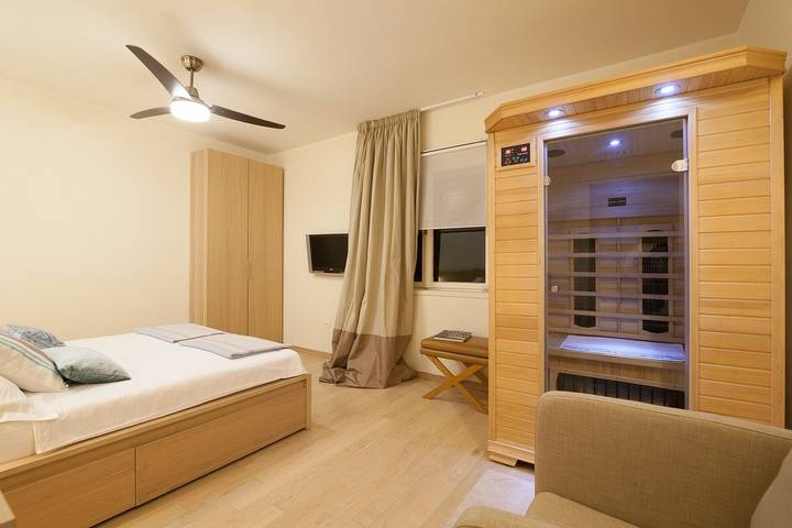 Vakantiewoning voor 2 personen, met balkon/terras en sauna in Šibenik