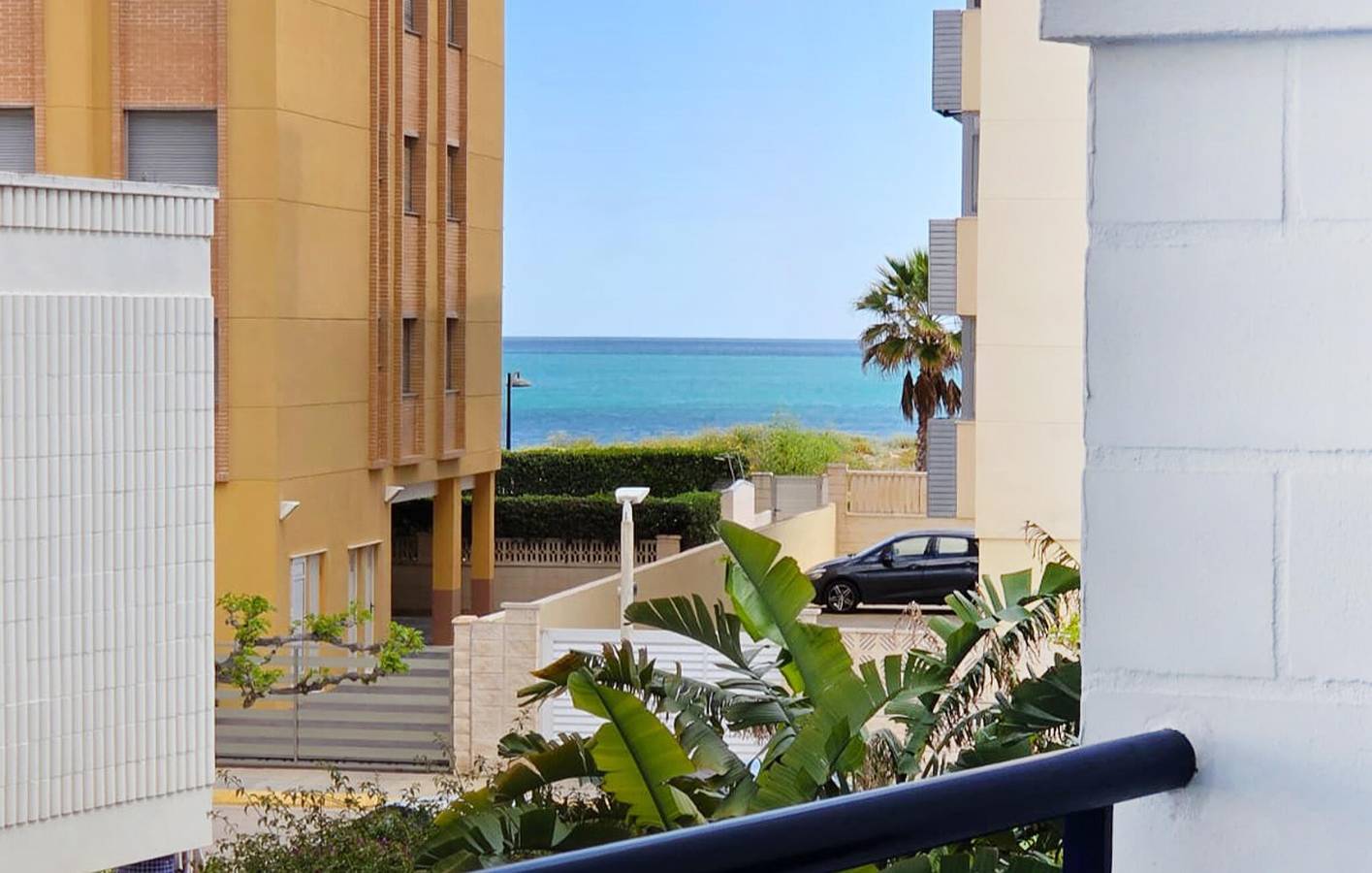 Appartement de vacances entier, Oasis en bord de mer avec piscine, terrasse et WiFi - 2km de Platja de Venècia in Guardamar de la Safor, Costa de Valencia