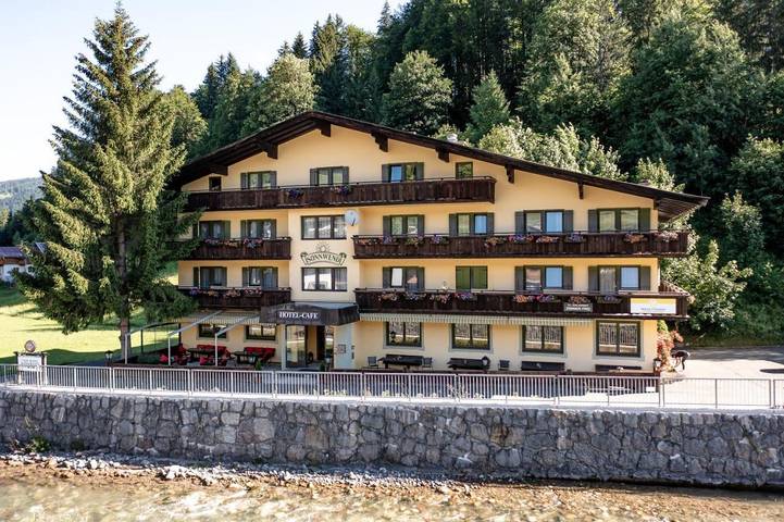 Ferienhaus für 2 Personen, mit Ausblick und Terrasse in Fieberbrunn
