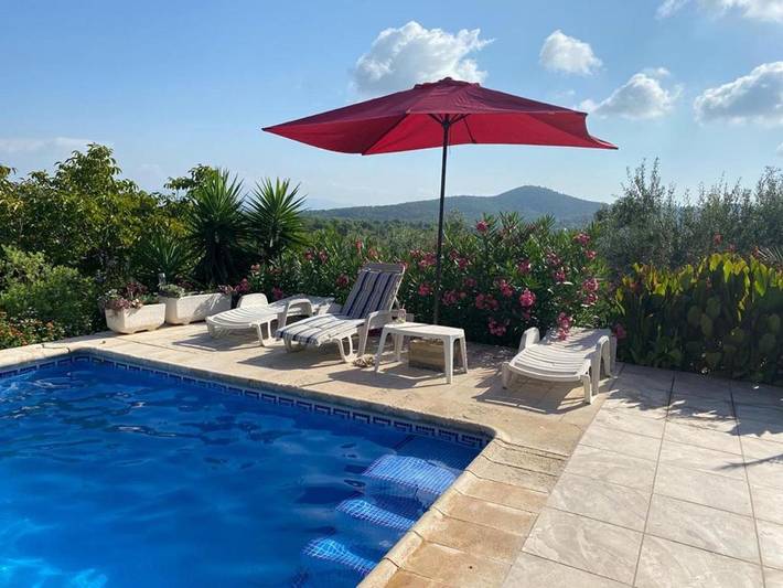 Casa de vacaciones para 6 personas, con jardín además de vistas y piscina - 1