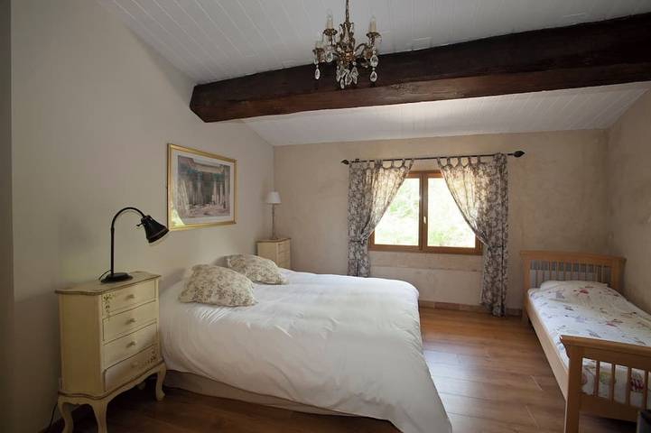 Location de vacances pour 14 personnes, avec piscine, animaux acceptés à Fontcouverte - 4