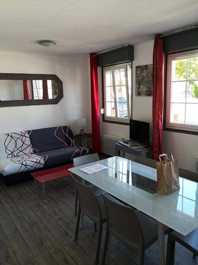 Appartement entier, 60m2 à 300m de la plage - terrasse privative - lits faits - Wifi gratuit in Berck Plage, Berck