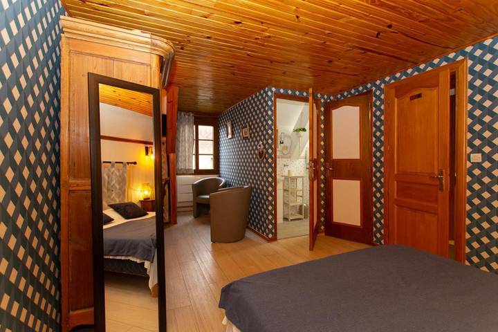 Location de vacances pour 2 personnes, avec terrasse et jardin, animaux acceptés à Wirwignes - 4