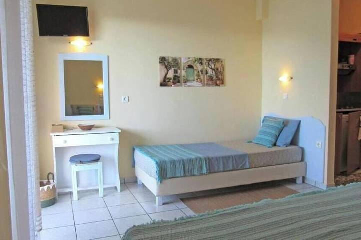 Ganze Wohnung, Studio Namastekala - Relaxing escape 500 m from the beach in Chrysi Ammoudia, Thassos