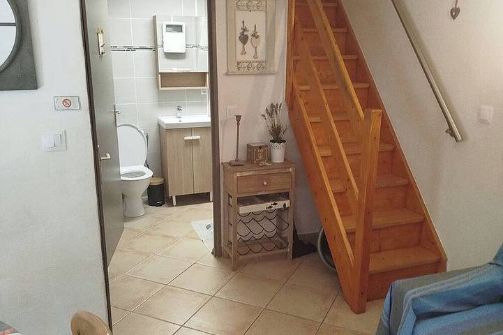 Location de vacances pour 4 personnes, avec terrasse ainsi que jardin et piscine à Vic-la-Gardiole - 2