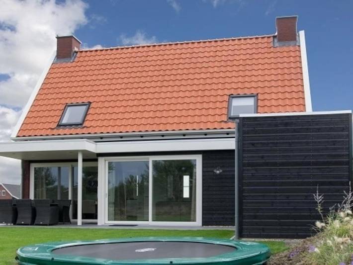Ferienhaus für 6 Personen, mit Whirlpool und Terrasse sowie Garten und Sauna in Colijnsplaat