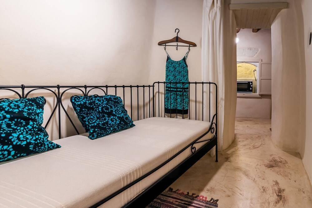 Maravillosa vista al mar puesta de sol desde el jardín, a minutos de impresionantes playas de arena in Pollonia, Milo