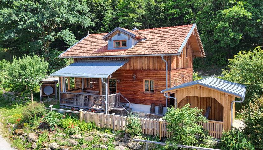 Ferienwohnung für 5 Personen, mit Balkon/Terrasse und Balkon sowie Terrasse in Geiersthal - 2