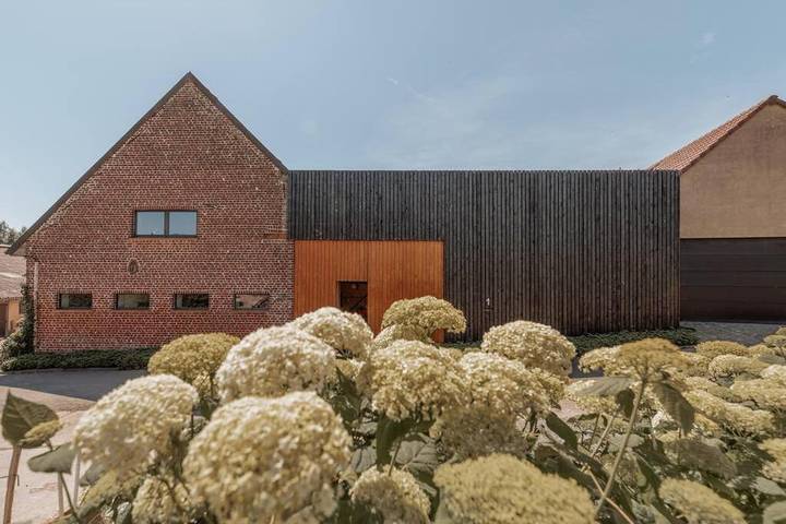 Location de vacances pour 19 personnes, avec vue et jardin à Herzele