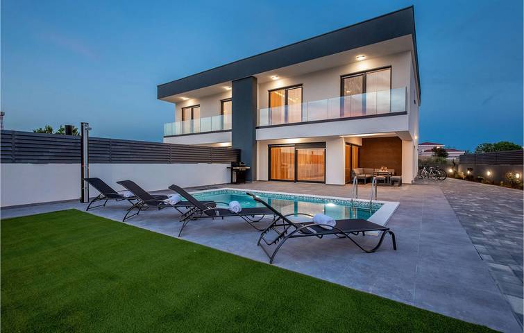 Ferienhaus für 8 Personen, mit Sauna und Terrasse, mit Haustier in Nin - 2