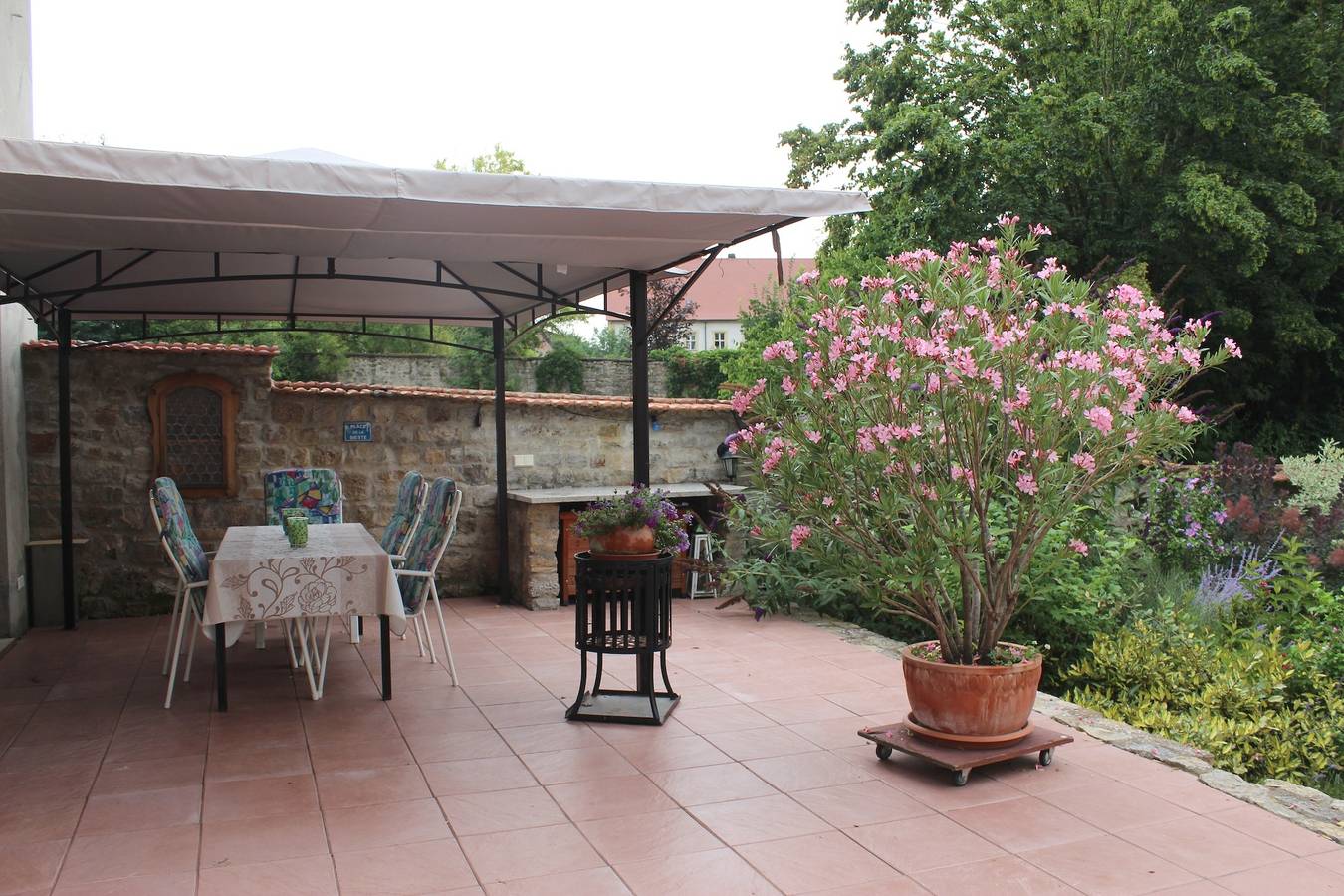 Ferienhaus Erholungsparadies (im schönen Franken) - Ferienhaus mit Garten, großer Terrasse und kostenfreiem Wlan in Theres, Fränkisches Weinland
