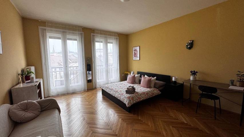 Chambre d’hôte pour 2 personnes, avec vue et balcon à Bratislava