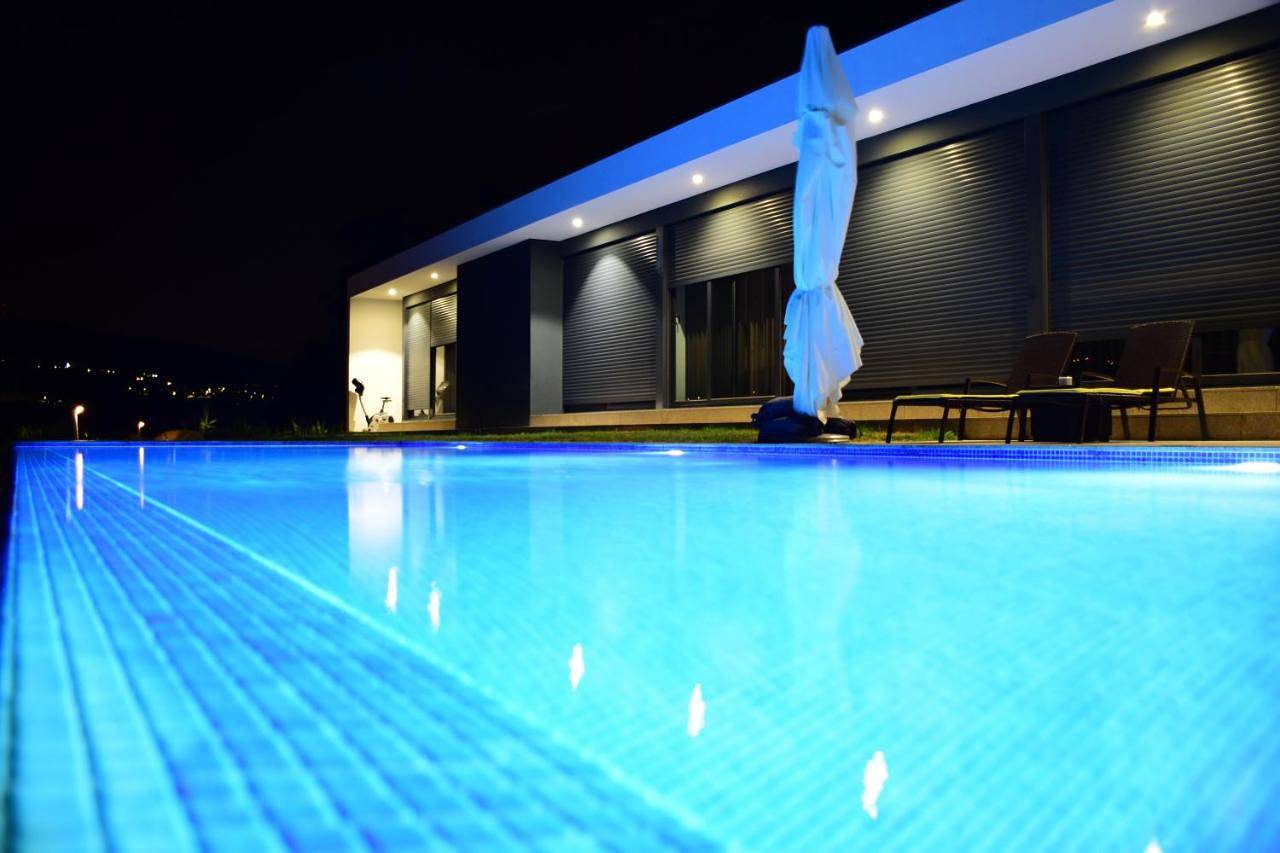 Apartamento de férias inteiro, Double or Twin Room with Swimming Pool Access in Ancede, Baião