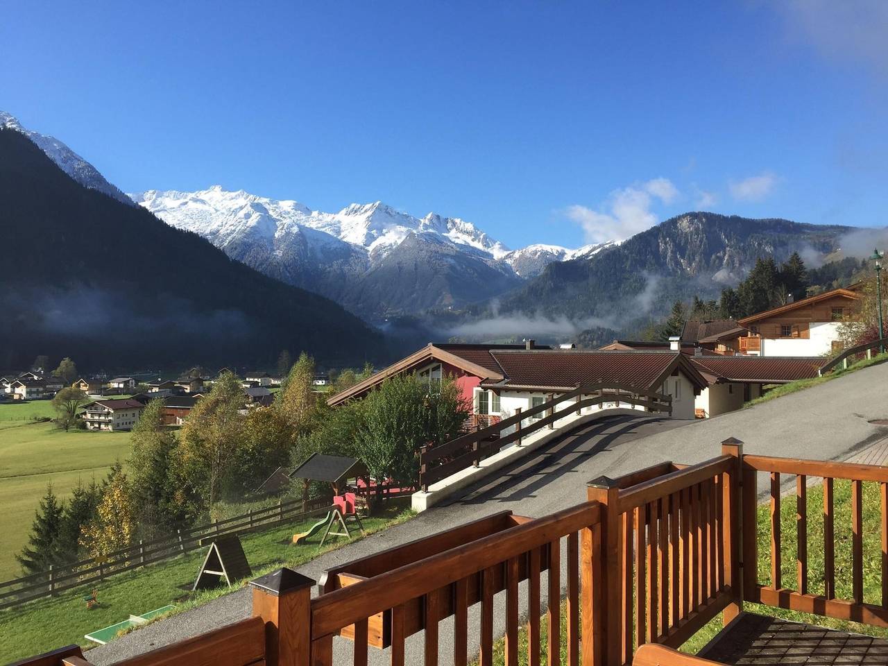 Chalet in Königsleiten near Ski Bus & Pool in Pinzgau