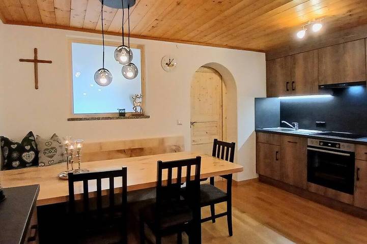 Bauernhof für 4 Personen, mit Balkon und Garten