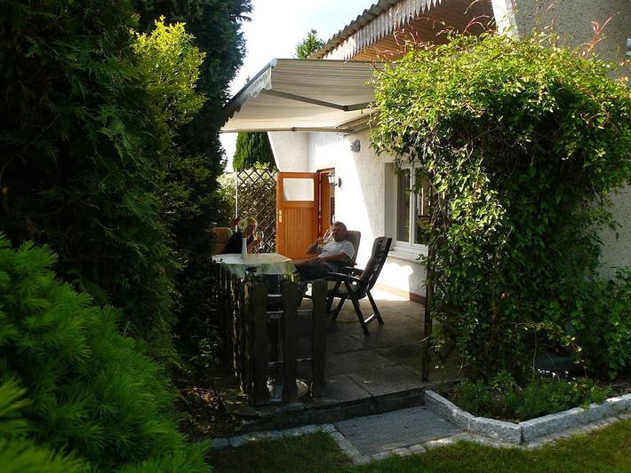 Bungalow für 3 Personen, mit Terrasse und Garten