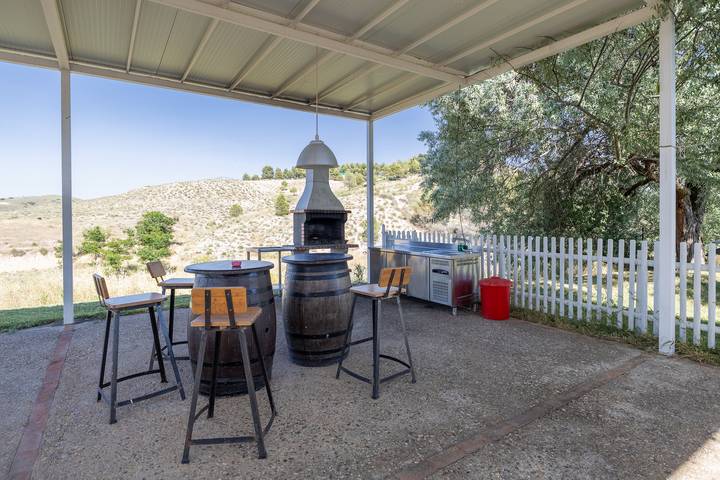 Casa rural para 15 personas, con jardín y balcón en Las Vegas (Madrid) - 3