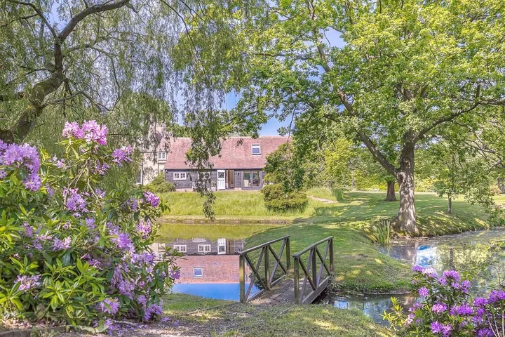 Casa de vacaciones para 4 personas, con jardín además de vistas al lago y vistas - 1