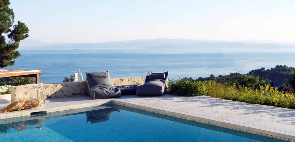 Villa für 6 Personen, mit Meerblick und Balkon sowie Terrasse und Garten auf Skiathos