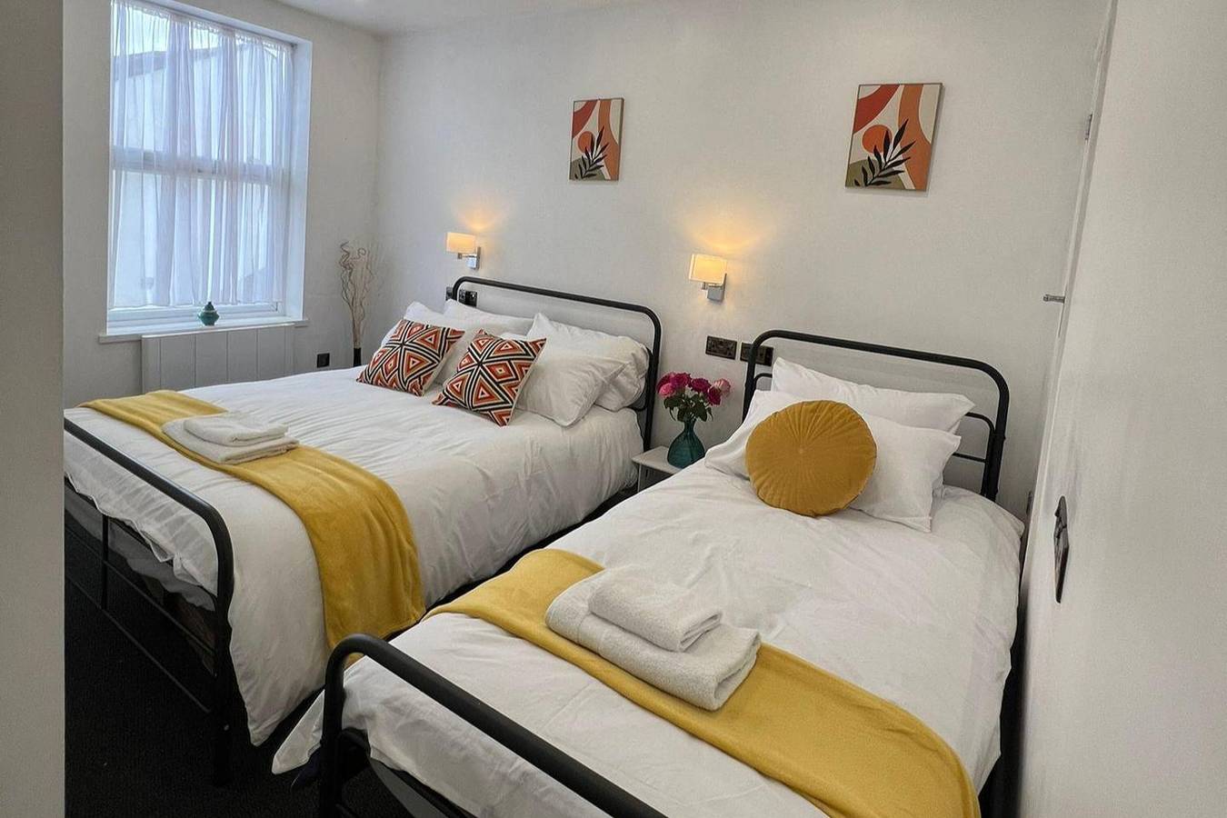 Florence House Sleeps 13 - Free Parking & Garden in Sandwell, Birmingham e dintorni