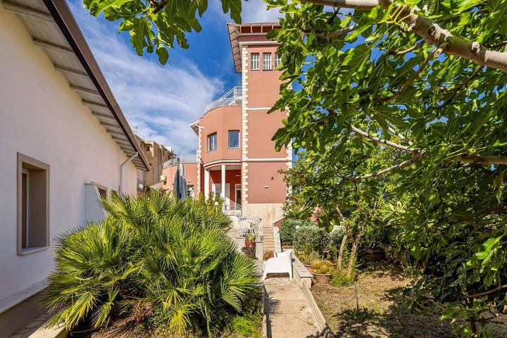 Location de vacances pour 2 personnes, avec jardin et vue, animaux acceptés à Porticello - 3