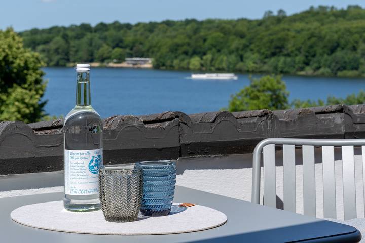 Ferienwohnung für 2 Personen, mit Balkon und Seeblick am Dieksee - 2