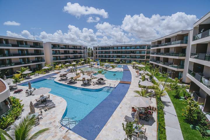 Casas e apartamentos de temporada para 2 pessoas, com balcão e piscina em Ipojuca