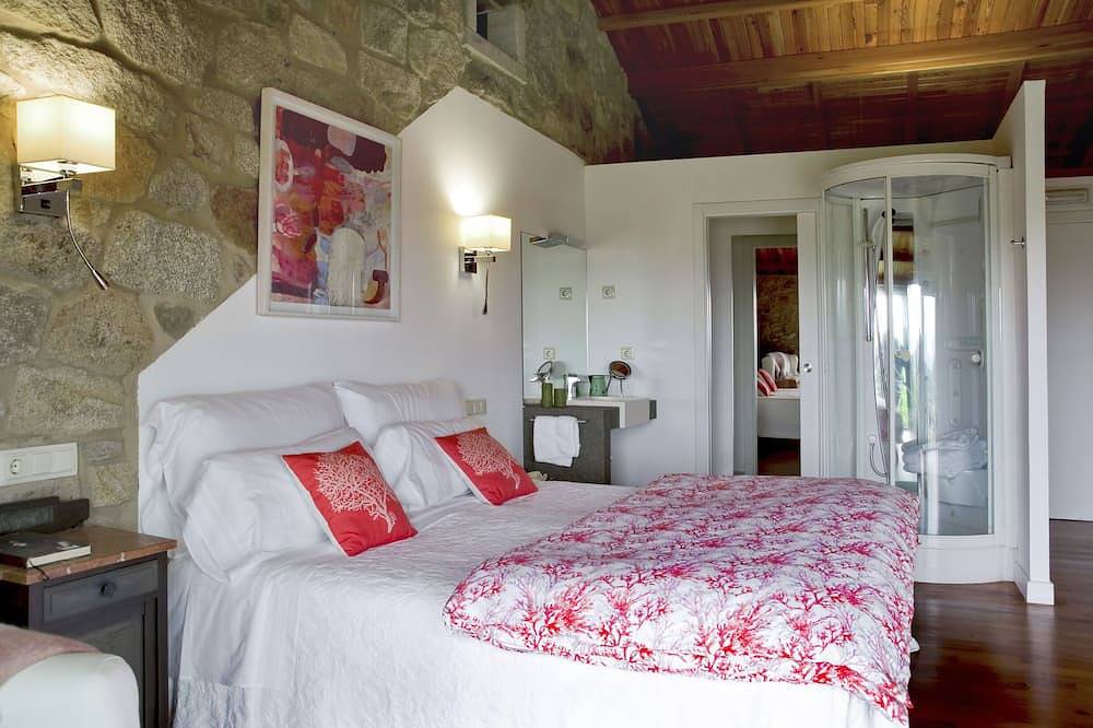 Casa do Cebro Casa con piscina y jacuzzi privados in Santiago de Compostela, Provincia de La Coruña