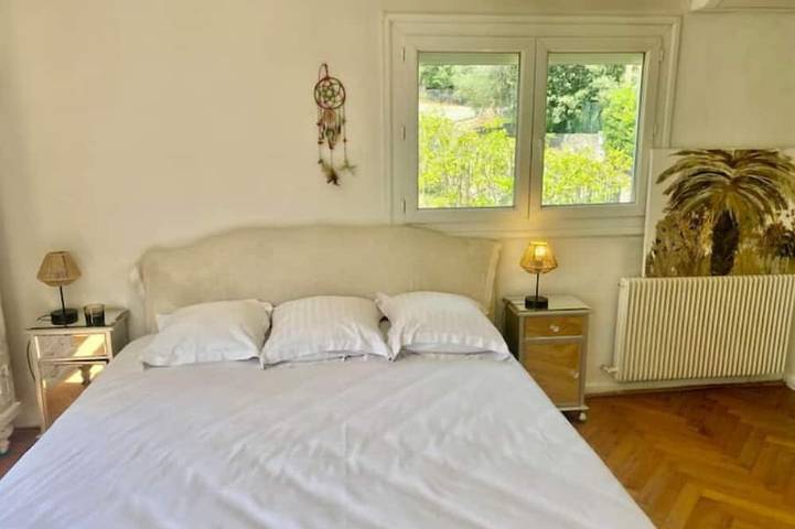 Villa pour 10 personnes, avec terrasse et jardin à Roquefort-les-Pins - 2