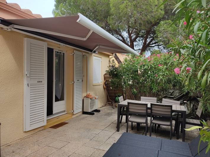 Chalet pour 6 personnes, avec terrasse à Gruissan - 3