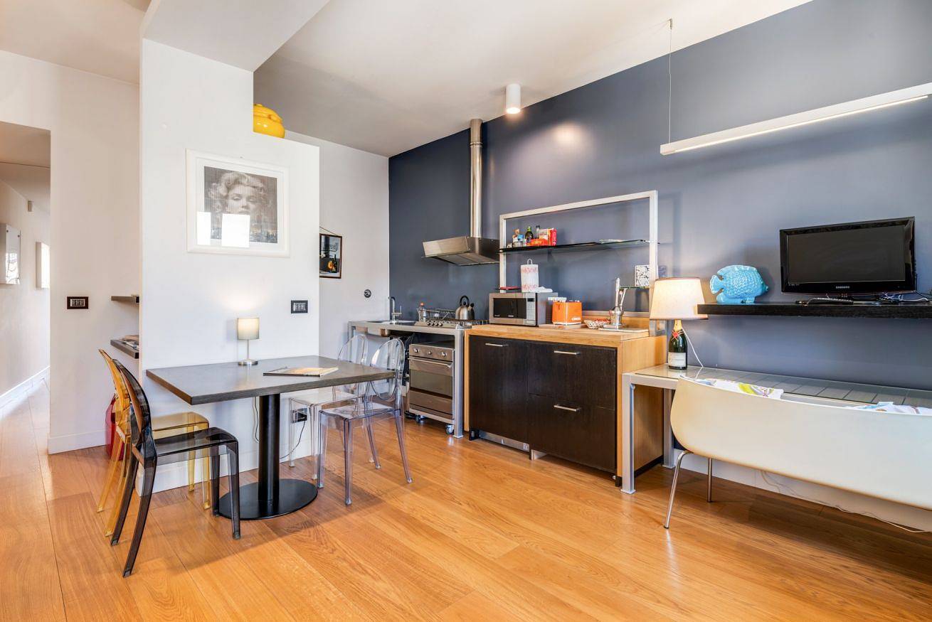 Apartamento entero, Piazza Santa Croce Design Apartment with Balcony in Florencia centro, Florencia