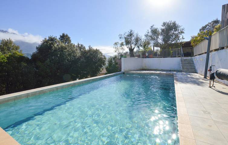 Location de vacances pour 6 personnes, avec jardin et terrasse à Vero