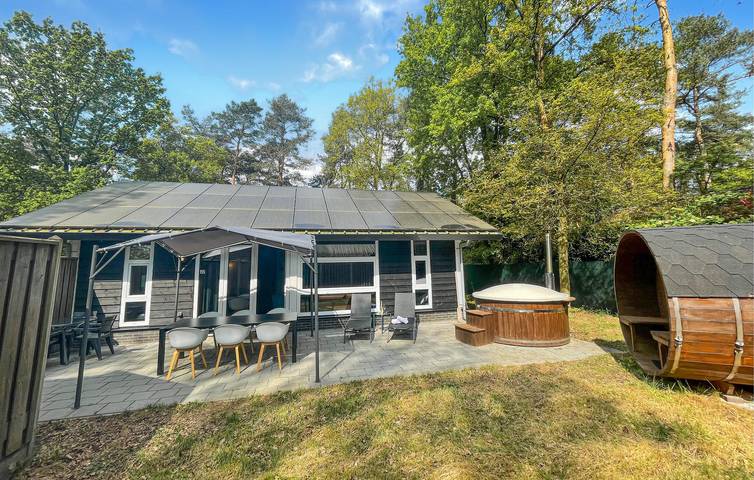 Ferienhaus für 6 Personen, mit Garten und Terrasse sowie Sauna - 1