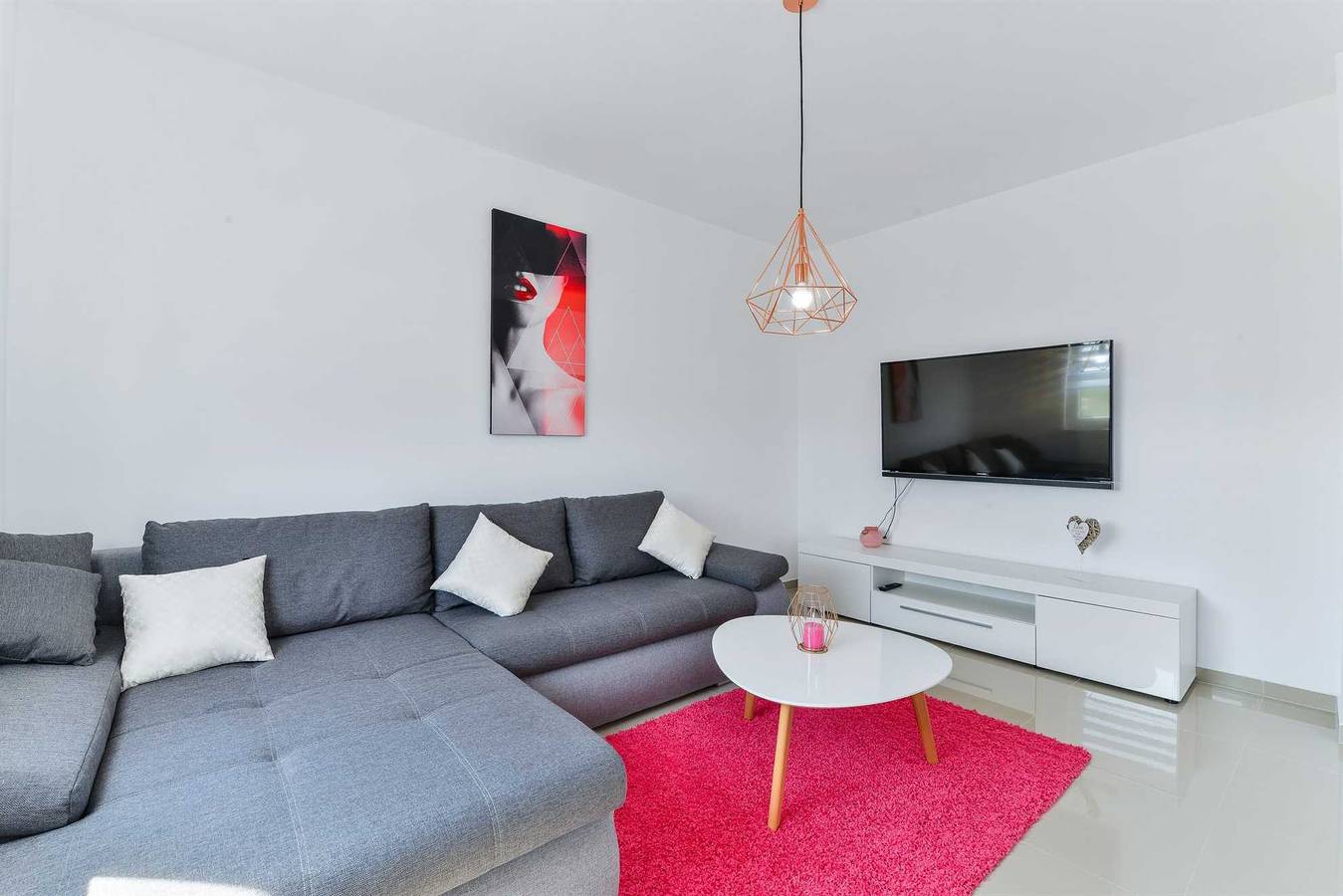 Ganze Wohnung, 4 Sterne Fewo | luxuriöses mit Pool | für 4 Personen | mit Meerblick in Vir